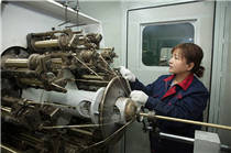 簡單地來介紹一下什么是鋼絲編織膠管